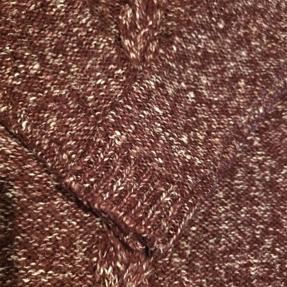 St. John's Bay Women's Cable Knit Sweater‎ - Size Petite Medium - Picture 5 of 10